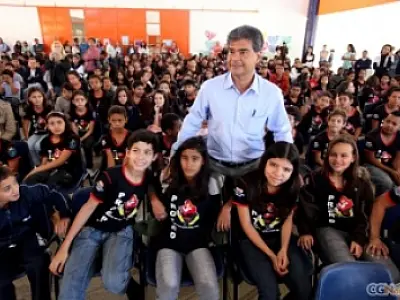 Semed e PM formam mais 350 alunos no Proerd nesta terça-feira