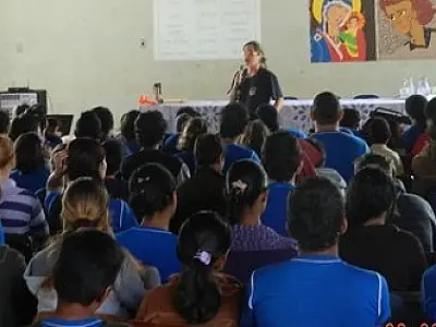 Denar faz palestra sobre combate às drogas para jovens