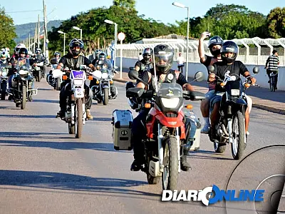 Moto-estradeiros de 5 estados participam de encontro em Corumbá
