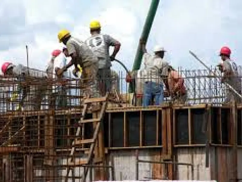 Construção civil aquece e deve contratar mais de 2 mil operários até final do ano