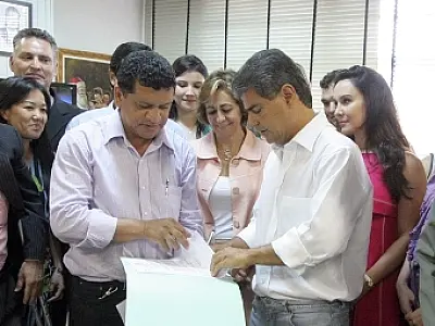 Assinada doação de área para construção de Faculdade