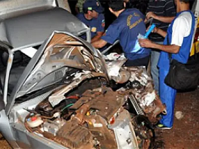 Homem fica preso às ferragens em acidente na MS-276