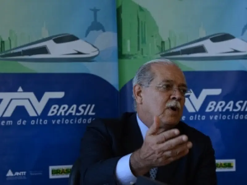 Governo adia leilão do trem de alta velocidade em um ano