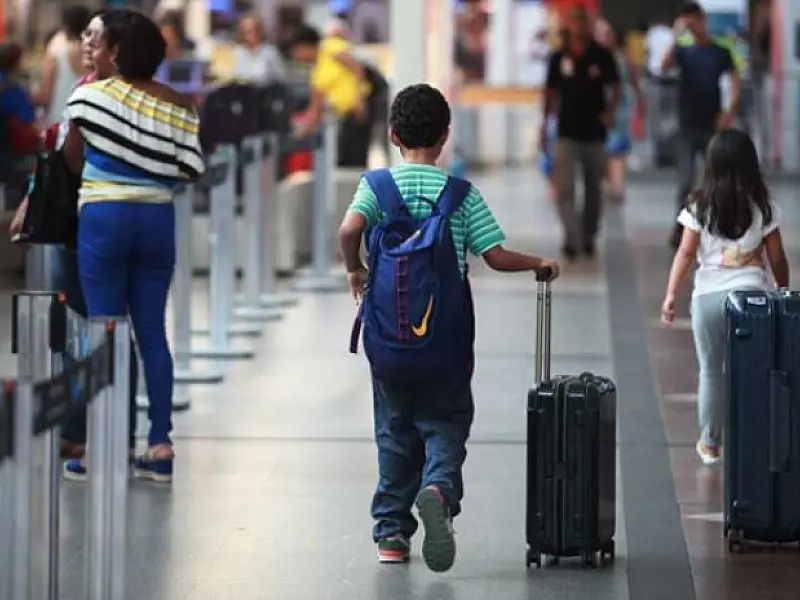 Companhias aéreas registram primeira queda no número de passageiros em 10 anos