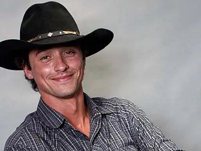 Ex-BBB Fael anuncia pré-candidatura a deputado estadual