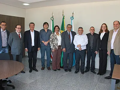 Nova Andradina reúne 14 municípios para debater desenvolvimento regional