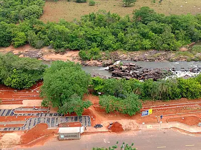 Obra de urbanização da Cachoeira dos Diamantes anima moradores
