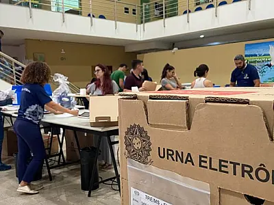 Urnas que serão utilizadas no 2º turno começam a ser entregues na Capital

