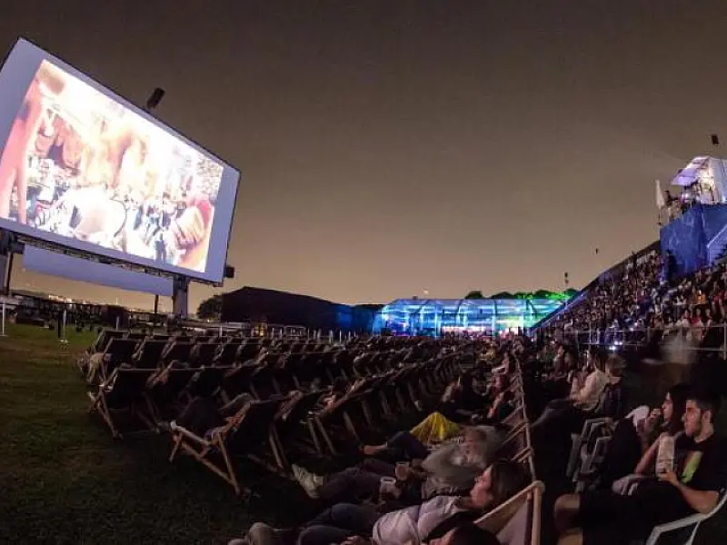 Neste final de semana tem cinema ao ar livre no interior de MS