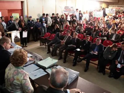 Vereadores aprovam orçamento para 2016 em 1ª discussão