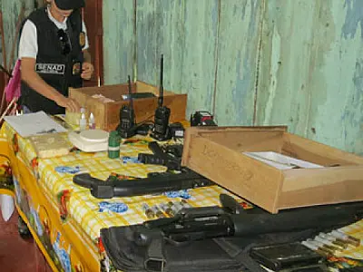 Polícia encontra arsenal na fronteira de Ponta Porã e Pedro Juan Caballero