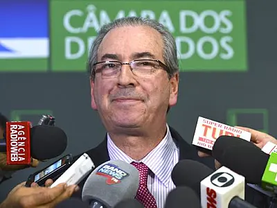 Cunha diz que recorrerá de liminar que manda analisar impeachment de Temer