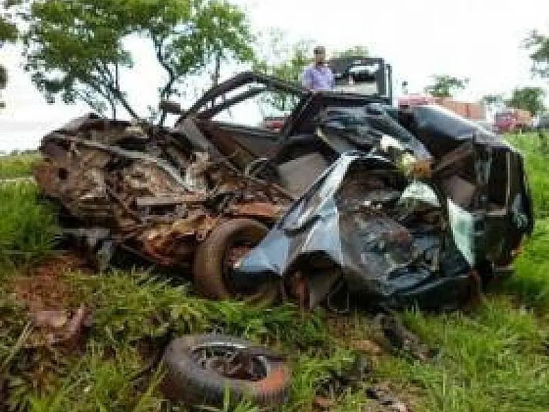 Homem de 29 anos morre em acidente na rodovia BR-267