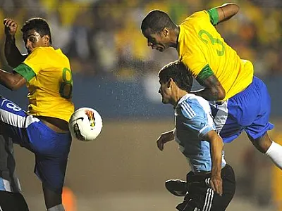 Brasil e Argentina decidem hoje o Super Clássico das Américas
