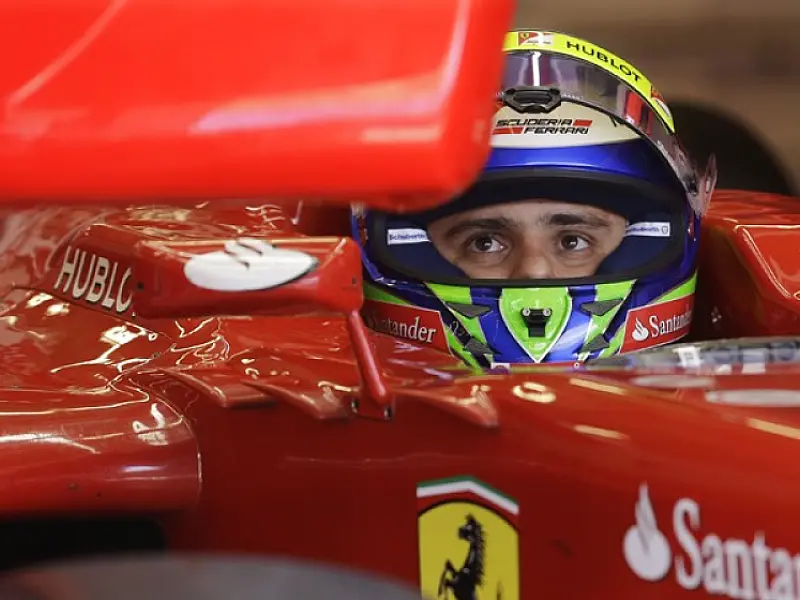 Vettel volta a dominar treinos livres nos EUA; Massa é o 17º colocado