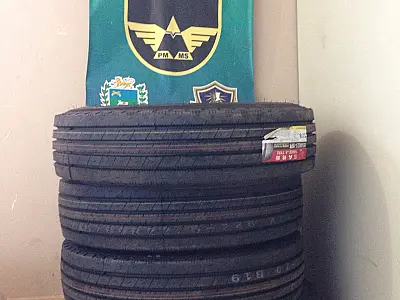 Polícia Militar Rodoviária apreende pneus na MS 164