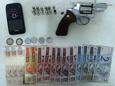 PM de Aquidauana apreendeu nesta quarta dupla portando arma de fogo