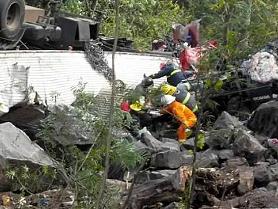 Jovens do interior de MS morrem em acidente na serra catarinense