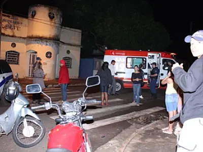 Acidente entre carro e moto na Av. Ernesto Geisel deixa uma pessoa ferida