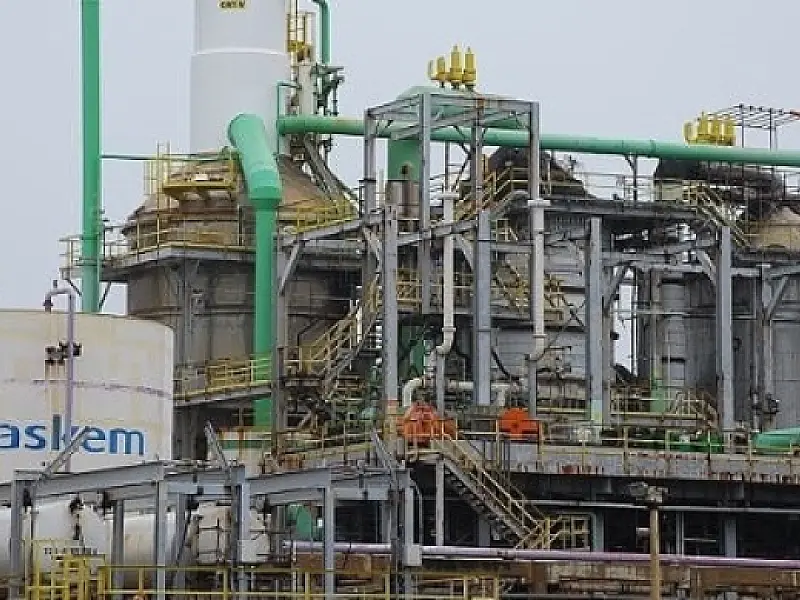 Vazamento em petroquímica intoxica 152 pessoas em Maceió; danos ambientais serão avaliados