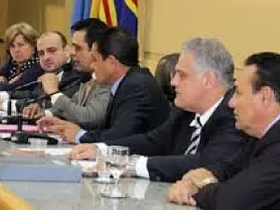 Vereadores aprovam reforma das secretarias de Bernal por unanimidade