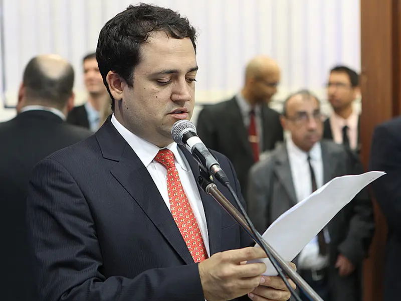 E.E. Santos Dumont terá reforma geral das calçadas após indicação de Marcio Fernandes