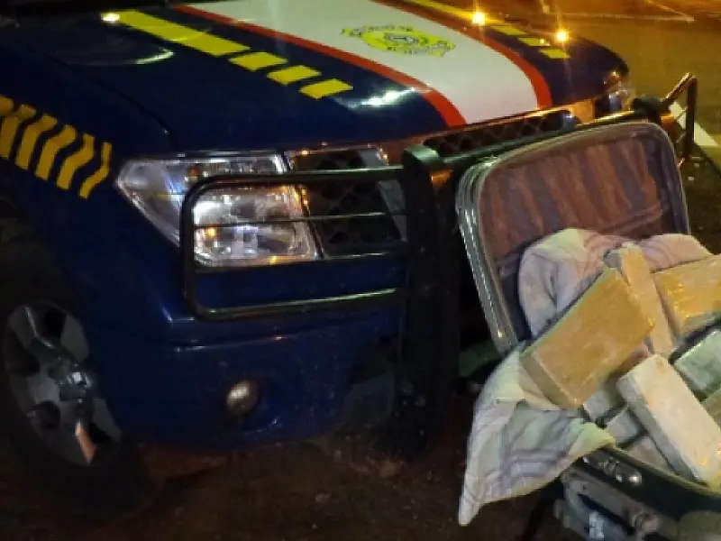 PRF apreende 14,2kg de maconha em Coxim