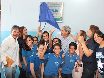 Puccinelli inaugura reforma de escola realizada em parceria com Associação  	