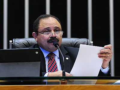 Novo presidente da Câmara será escolhido dia 14, diz Waldir Maranhão