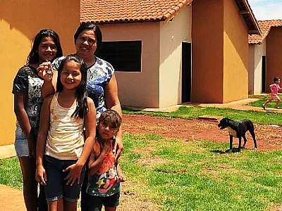 Com investimentos de mais de R$ 5 milhões, moradores de Vicentina comemoram as novas moradias
