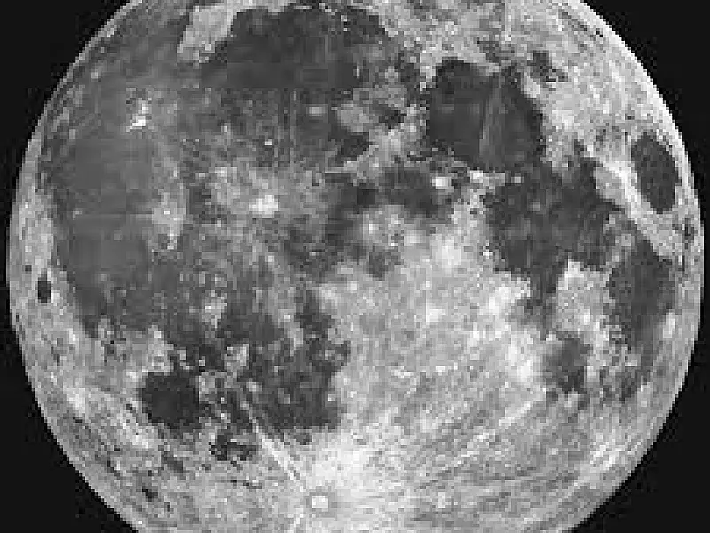 Cientistas britânicos sugerem que água lunar surgiu antes da Terra