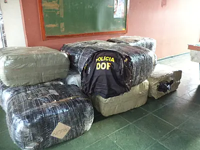 DOF apreende 10 volumes de vestuários em Dourados