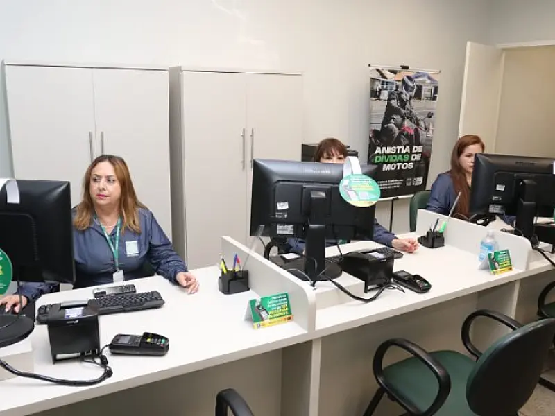 Detran-MS é pioneiro na oferta de parcelamento de débitos em 12 vezes no guichê de atendimento