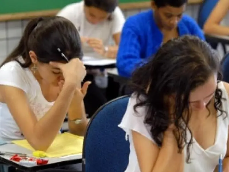 Estudantes têm até hoje para se inscrever no Fies