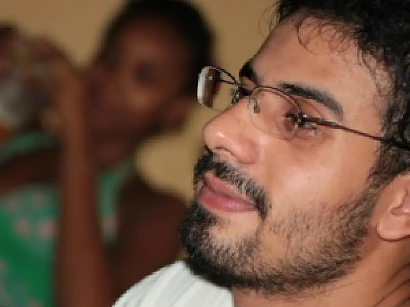 Estudante é encontrado morto com saco na cabeça