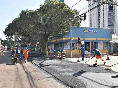 COM 75% DO RECAPEAMENTO PRONTO, RUI BARBOSA RECEBERÁ NESTE DOMINGO ASFALTO EM TRÊS CRUZAMENTOS 
