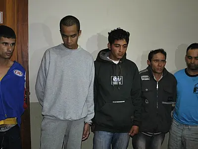 Quadrilha acusada de roubos de caminhões é presa