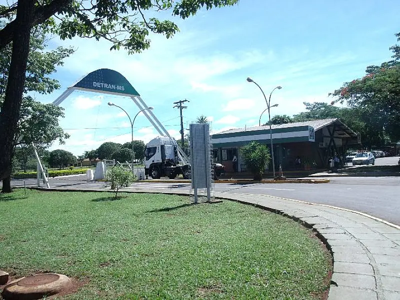 Detran não funcionará segunda e terça-feira