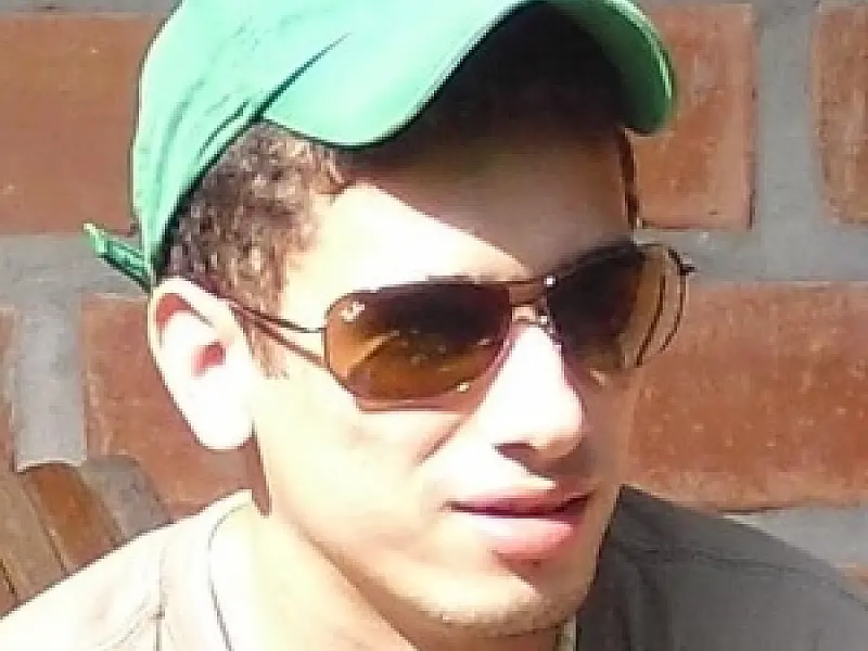 Estudante de 22 anos morre após acidente de moto