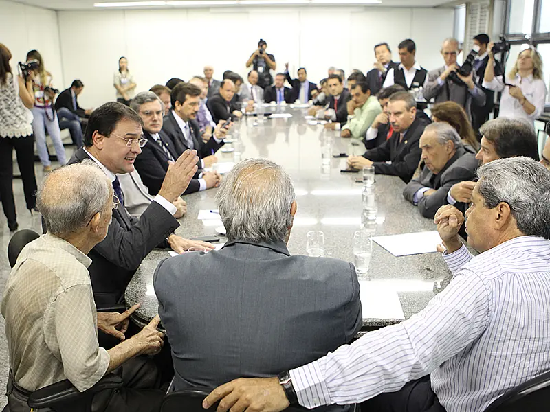 Projetos do Refis serão votados amanhã na AL