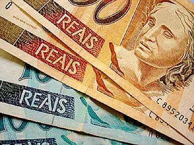 Salário mínimo será de R$ 678 em 2013, diz governo