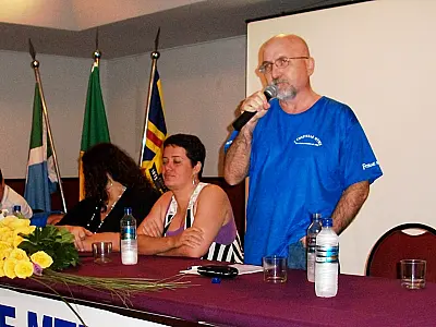Professores de escolas particulares temem a terceirização da educação