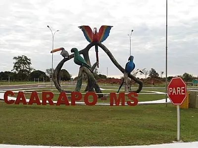 Shows e inaugurações marcam o 54º aniversário de Caarapó