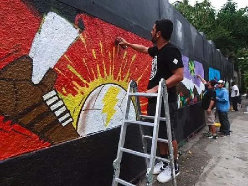 Grafiteiros transformam muro para o TEDxRio+20