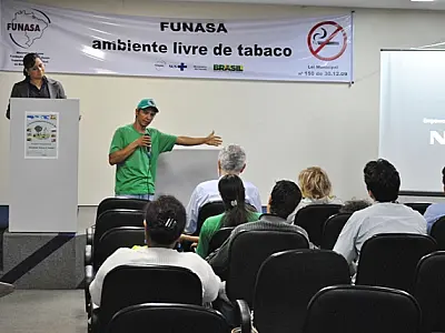 Funasa de MS inicia semana da árvore com exposição