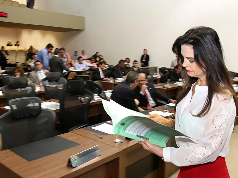 Deputados criam oficialmente CPI que investigará Cimi