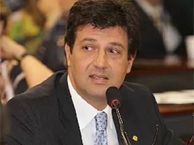 "Governador deve indicar candidato para ser meu vice", diz Mandetta