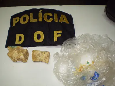 Passageiro de ônibus é preso com crack nas parte íntimas