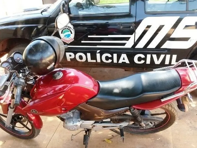 Polícia de Ivinhema recupera moto que havia sido furtada em SP