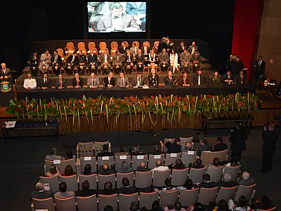 Deputados criam comissão do Parlacentro e firmam compromissos mútuos em Cuiabá
